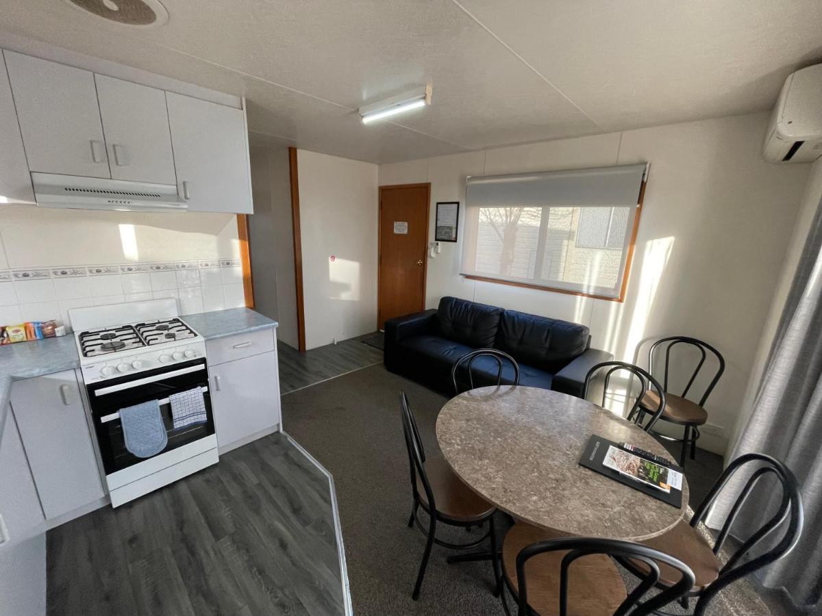 Acacia Caravan Park & Holiday Units アララト エクステリア 写真
