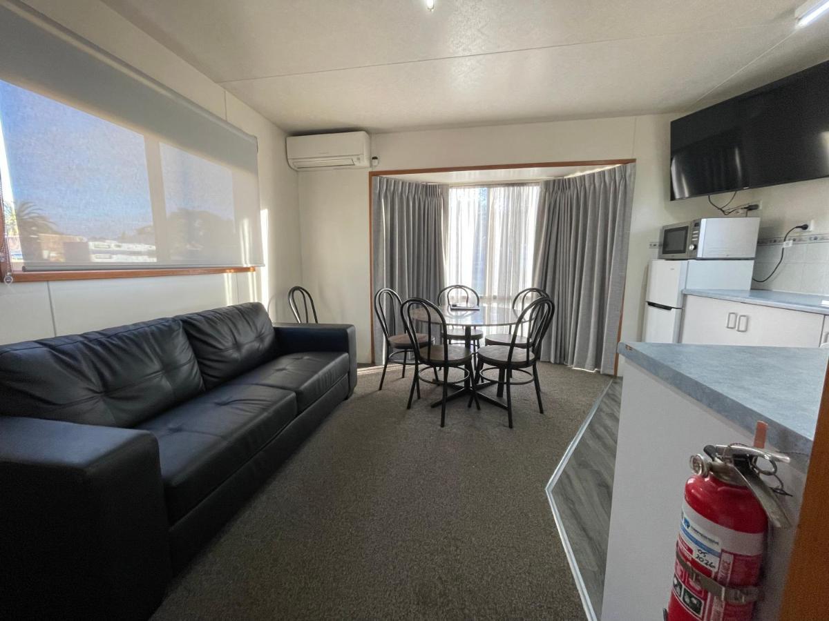 Acacia Caravan Park & Holiday Units アララト エクステリア 写真