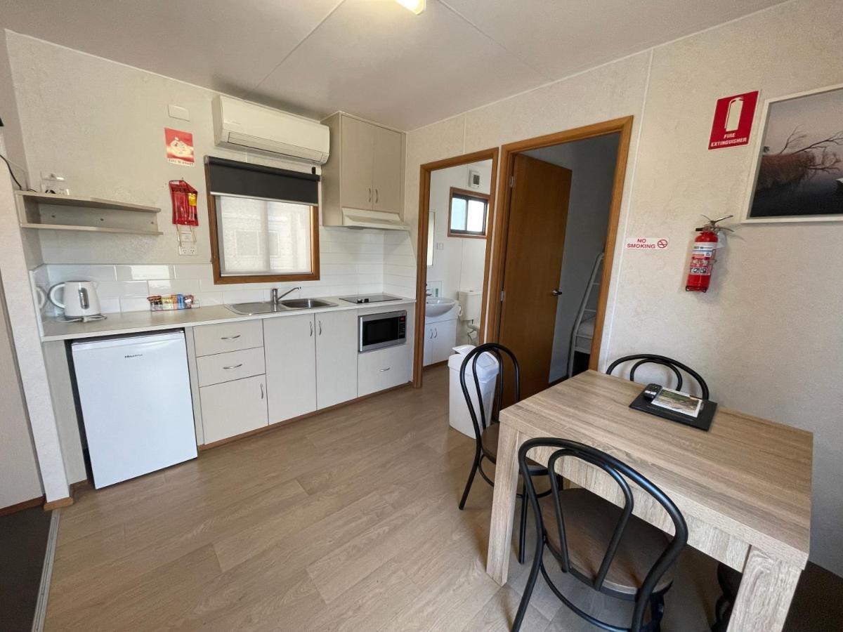 Acacia Caravan Park & Holiday Units アララト エクステリア 写真