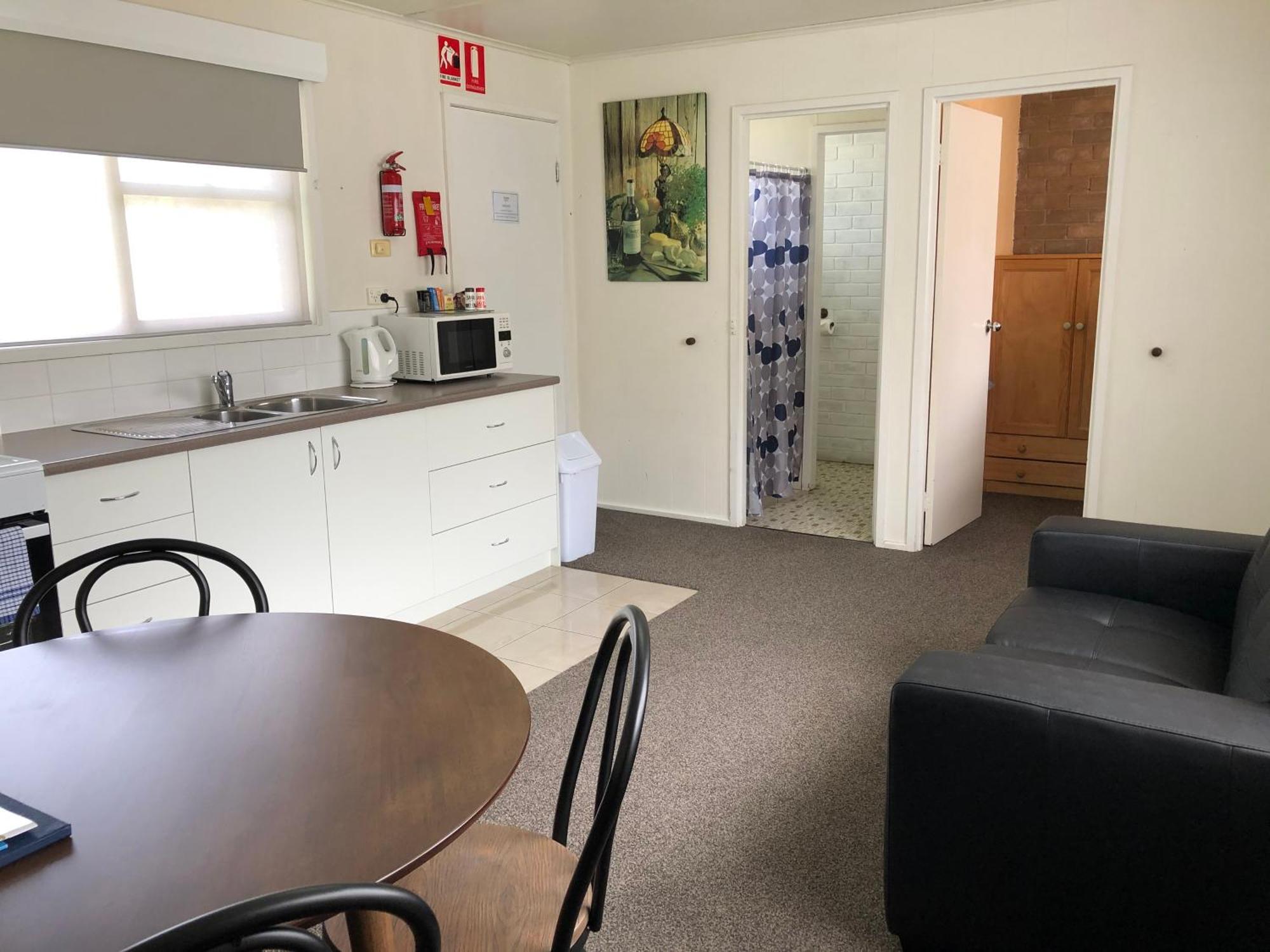 Acacia Caravan Park & Holiday Units アララト エクステリア 写真